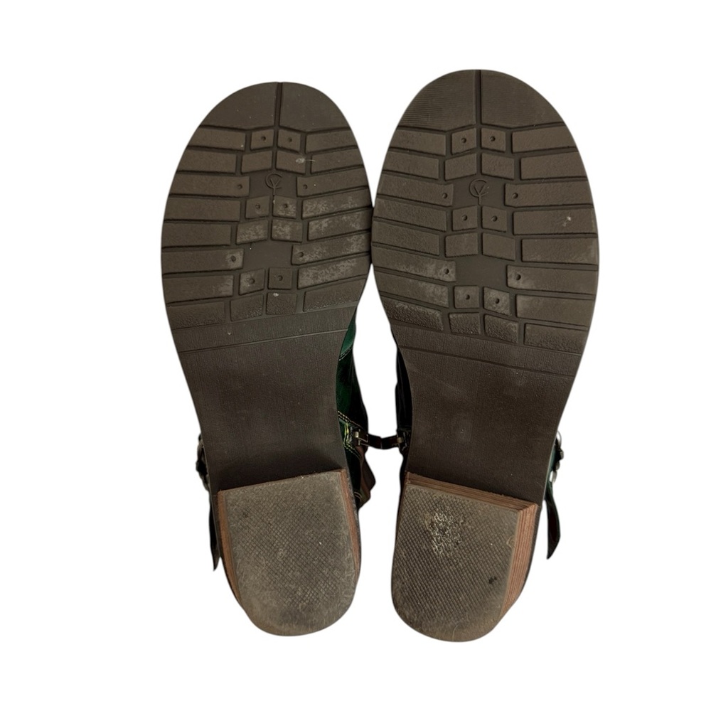 Green Leather Women's Shoes - Picture 4 of 4